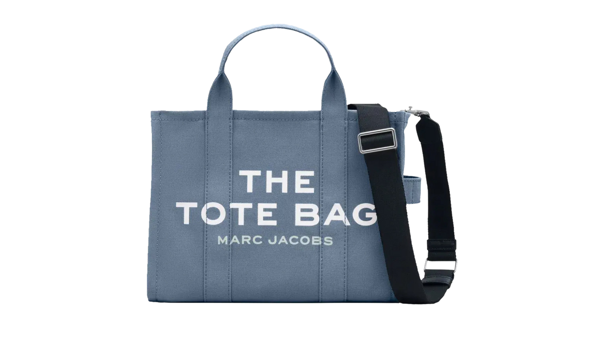 THE MEDIUM TOTE Bags